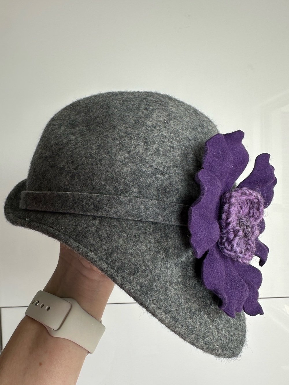 Madison 88 Cloche Hat Wool Felt Purple Flower Vintage Inspired